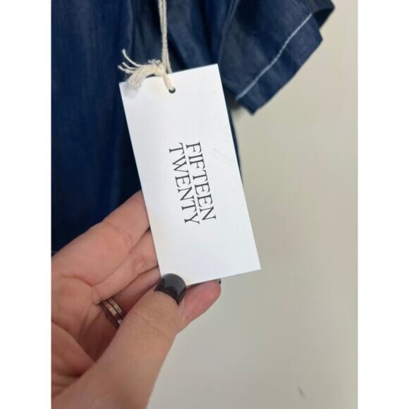 NWT Fifteen Twenty Nadine Bow Detail Short Sleeve Top Blue Size: Extra Small - Picture 5 of 8